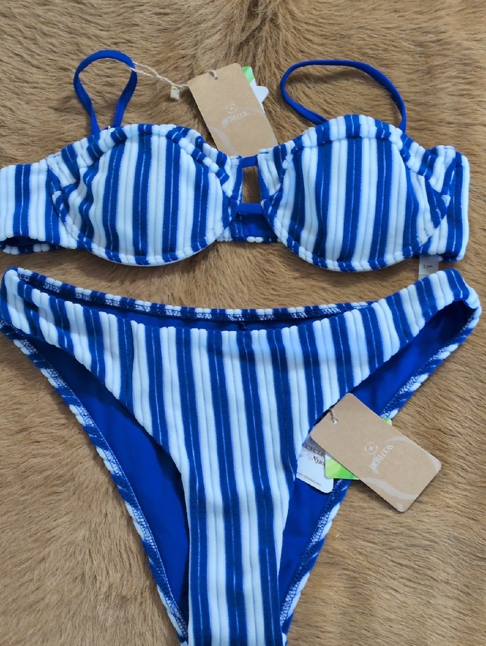 Berlook Velvet Two Piece Sz L